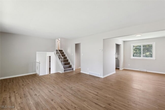 Building Photo - 5951 Marra Dr