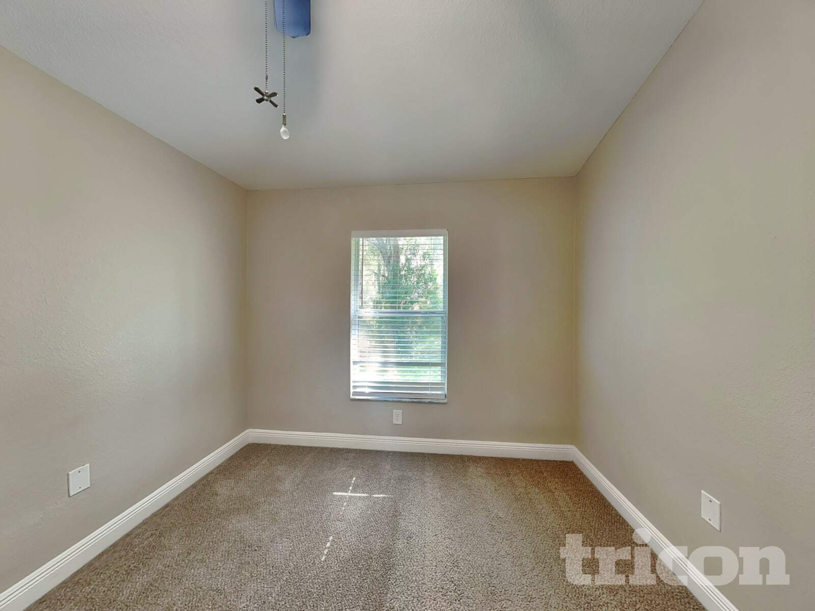 Building Photo - 6681 Freeport Dr