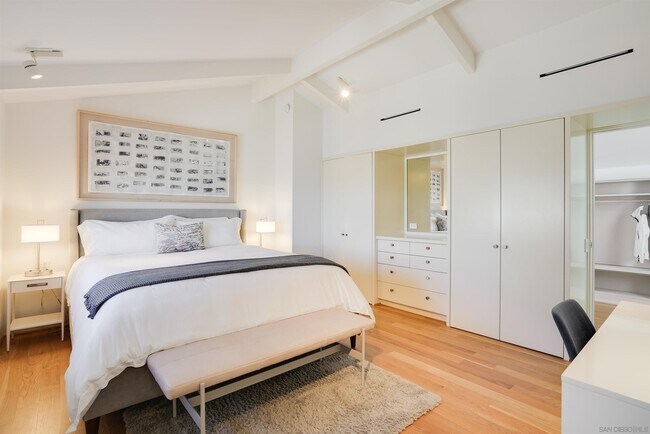 Building Photo - 6266 Camino De La Costa