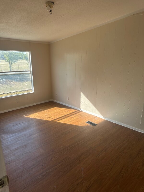 Building Photo - 460 Lorena Meadows Dr