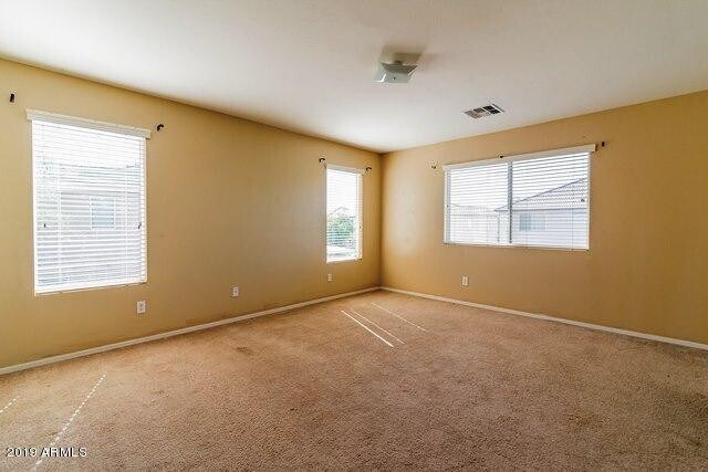 Building Photo - Gorgeous 4 Bed West Phoenix home opposite huge community park ++ New Carpet & New Paint!!