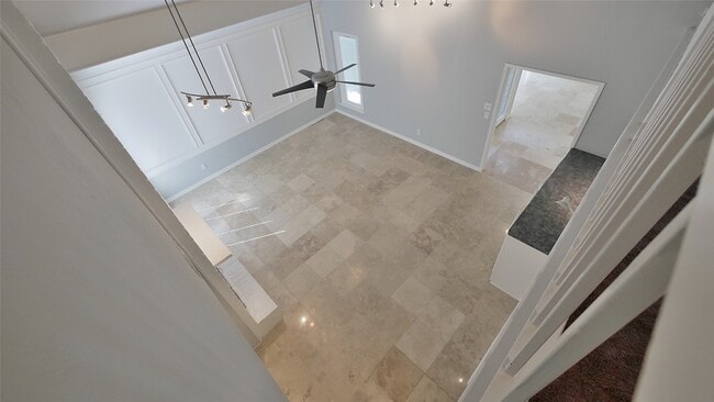 Building Photo - 8003 Oakwood Forest Dr