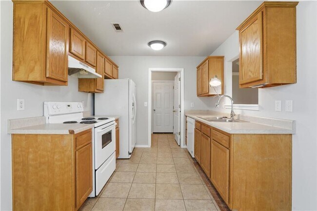 Building Photo - 6402 SW High Meadow Blvd