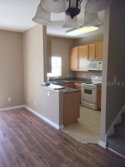 Building Photo - 1740 Retreat View Cir