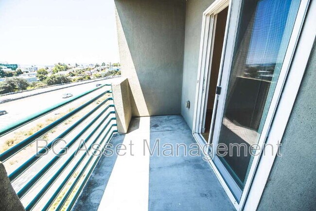 Building Photo - 1459 MacArthur Blvd
