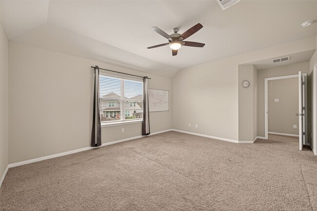 Building Photo - 5602 James Michael Dr