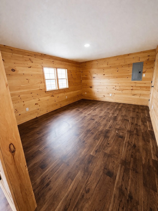 Building Photo - 73 Redbud Trl