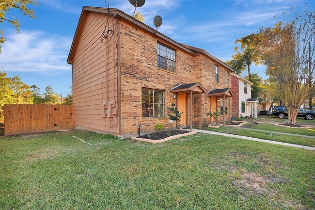 Building Photo - 1706 Longview St