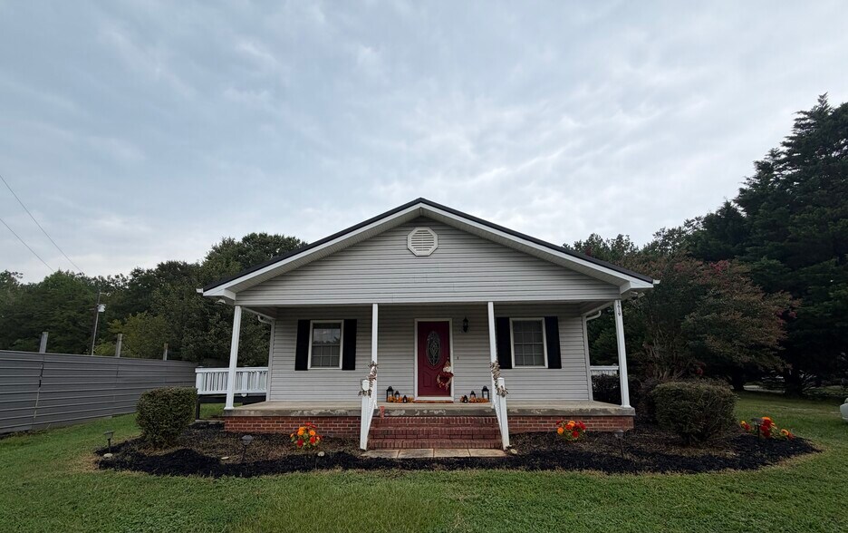 Welcome - 1619 Cedar Rock Church Rd