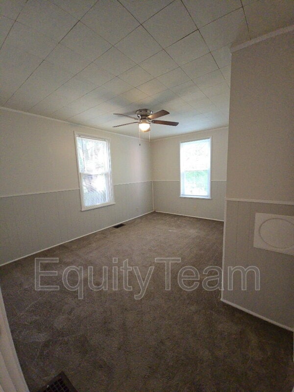 Building Photo - 1716 Cedar Ave