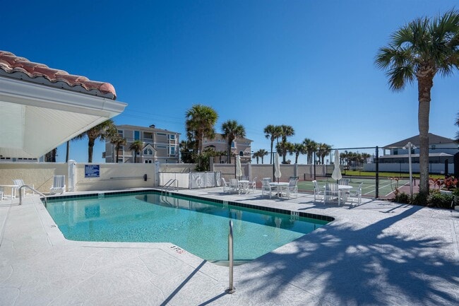 Building Photo - 212 Somerset Ct