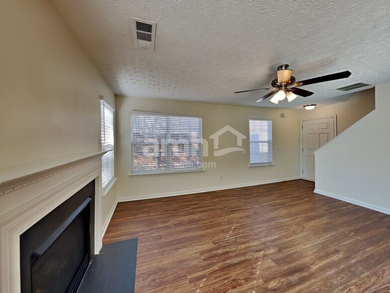 Building Photo - 114 Nacoochee Way