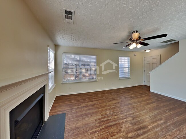 Building Photo - 114 Nacoochee Way