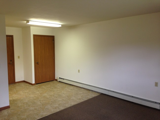 Building Photo - Highland View Apartments