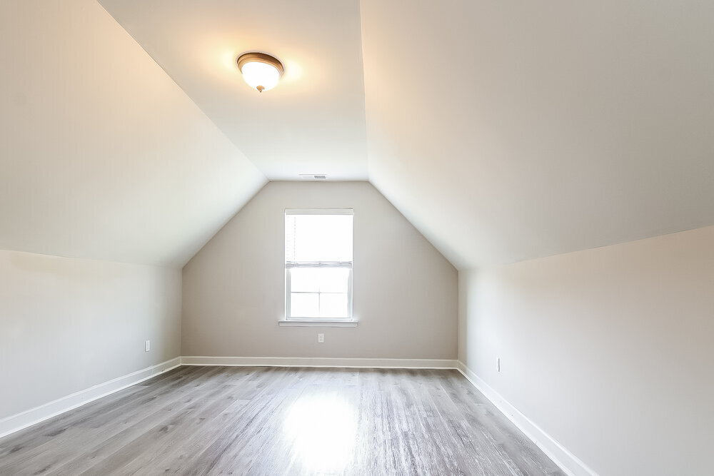 Building Photo - 3580 Sabra Ln