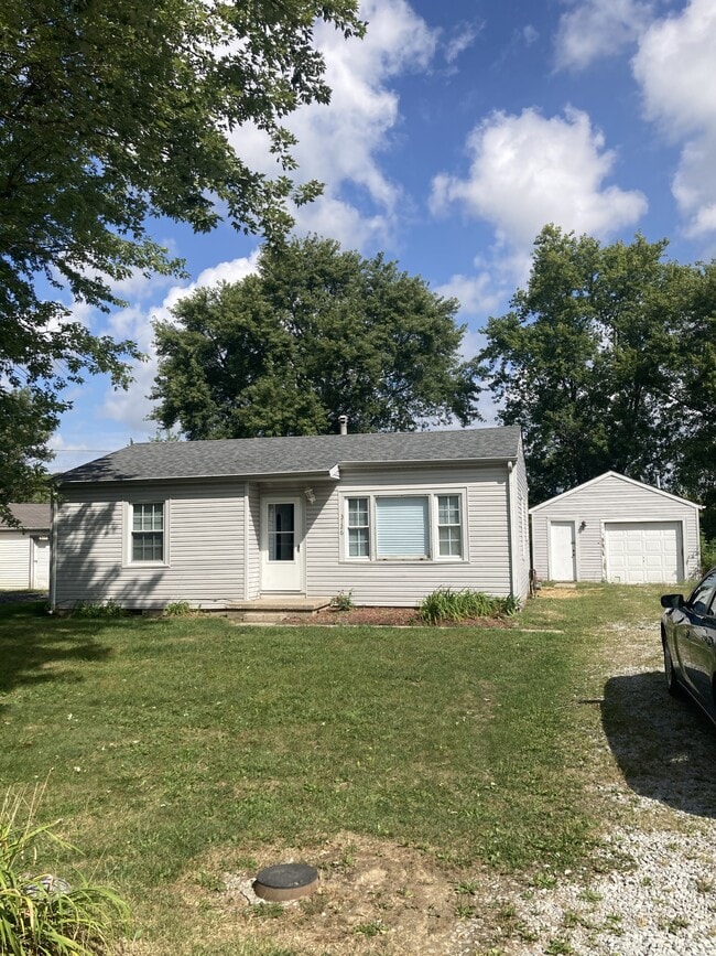 Primary Photo - 3126 W 18th St