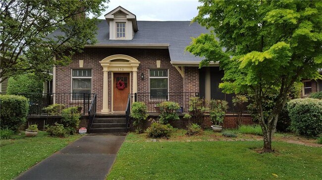 Primary Photo - 170 Feld Ave