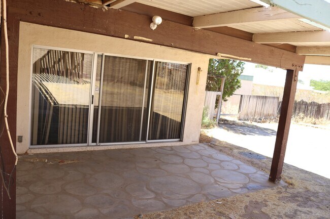 Building Photo - 19275 Symeron Rd