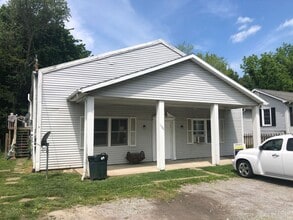 Building Photo - 1706 N Russell St