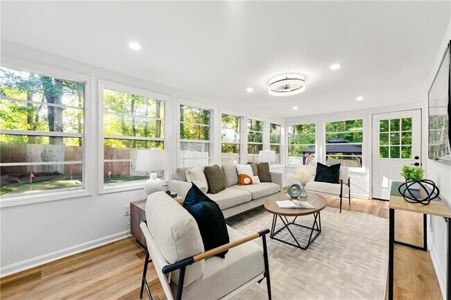 Building Photo - 1797 Willis Mill Rd SW