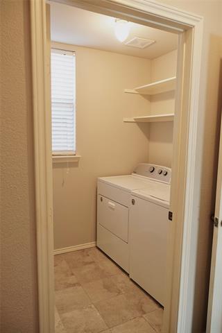 Building Photo - 12408 Hawk Creek Dr