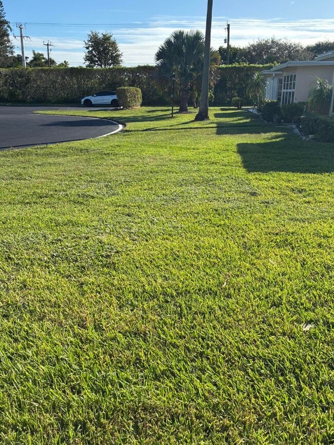 Building Photo - 4540 NW 3rd Ct