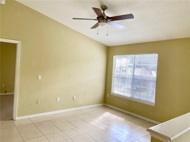 Building Photo - 836 Grand Regency Pointe