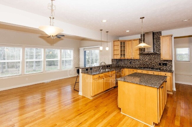 Building Photo - 8240 Talbot Cir