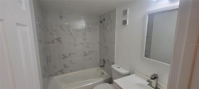 Building Photo - 180 Magnolia Woods Ct