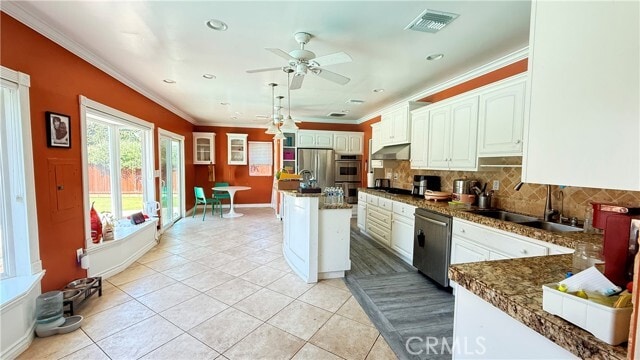 Building Photo - 17922 Romelle Ave