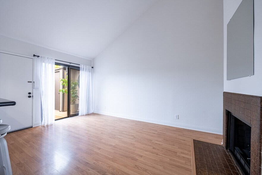 Building Photo - 7225 Shoup Ave
