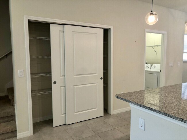Building Photo - 2674 Mead Ave