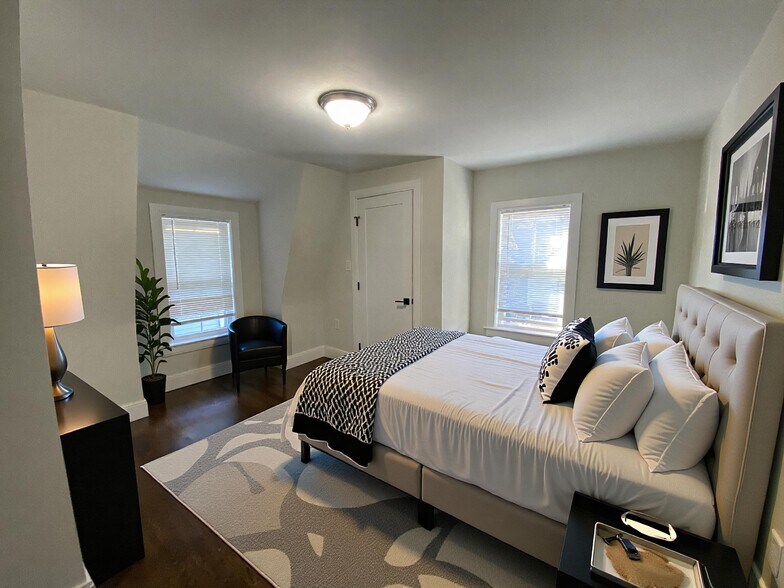 Building Photo - 11 Pomeroy St