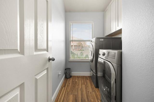 Building Photo - 3817 Laurel Crossing Dr