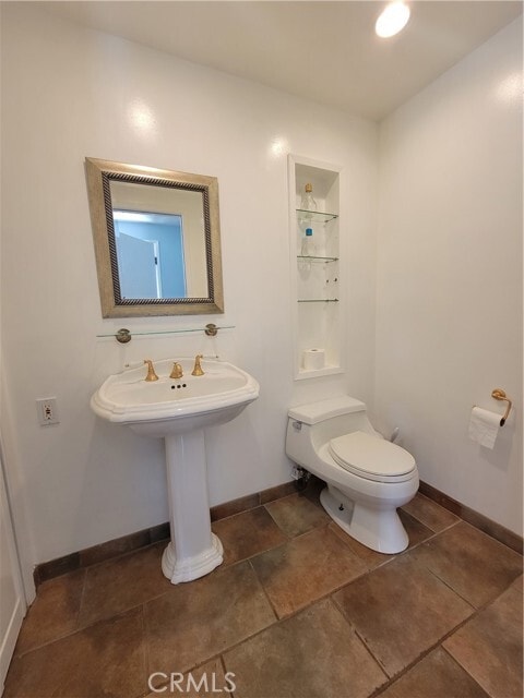 Building Photo - 27909 Ridgebluff Ct