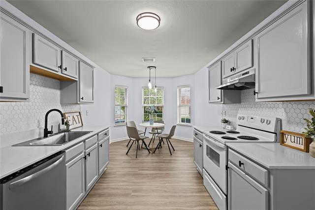 Building Photo - 3028 Casa Bella Dr