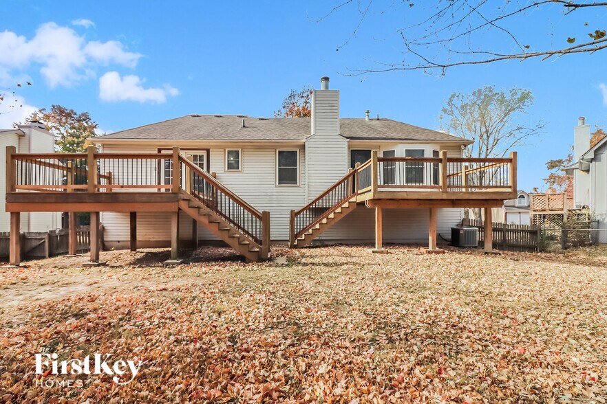 Building Photo - 616 Park Ave