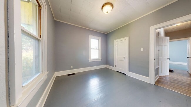 Building Photo - Cute Cape Cod, 3 or 4 bedroom in Mansfield