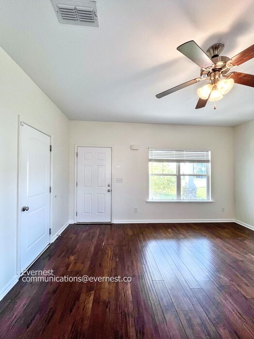 Building Photo - 2142 Longhunter Chase Dr