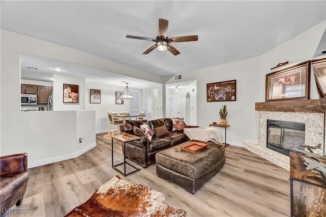 Building Photo - 8733 Red Brook Dr