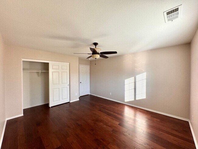 Building Photo - Beautiful Redhawk home located directly ac...