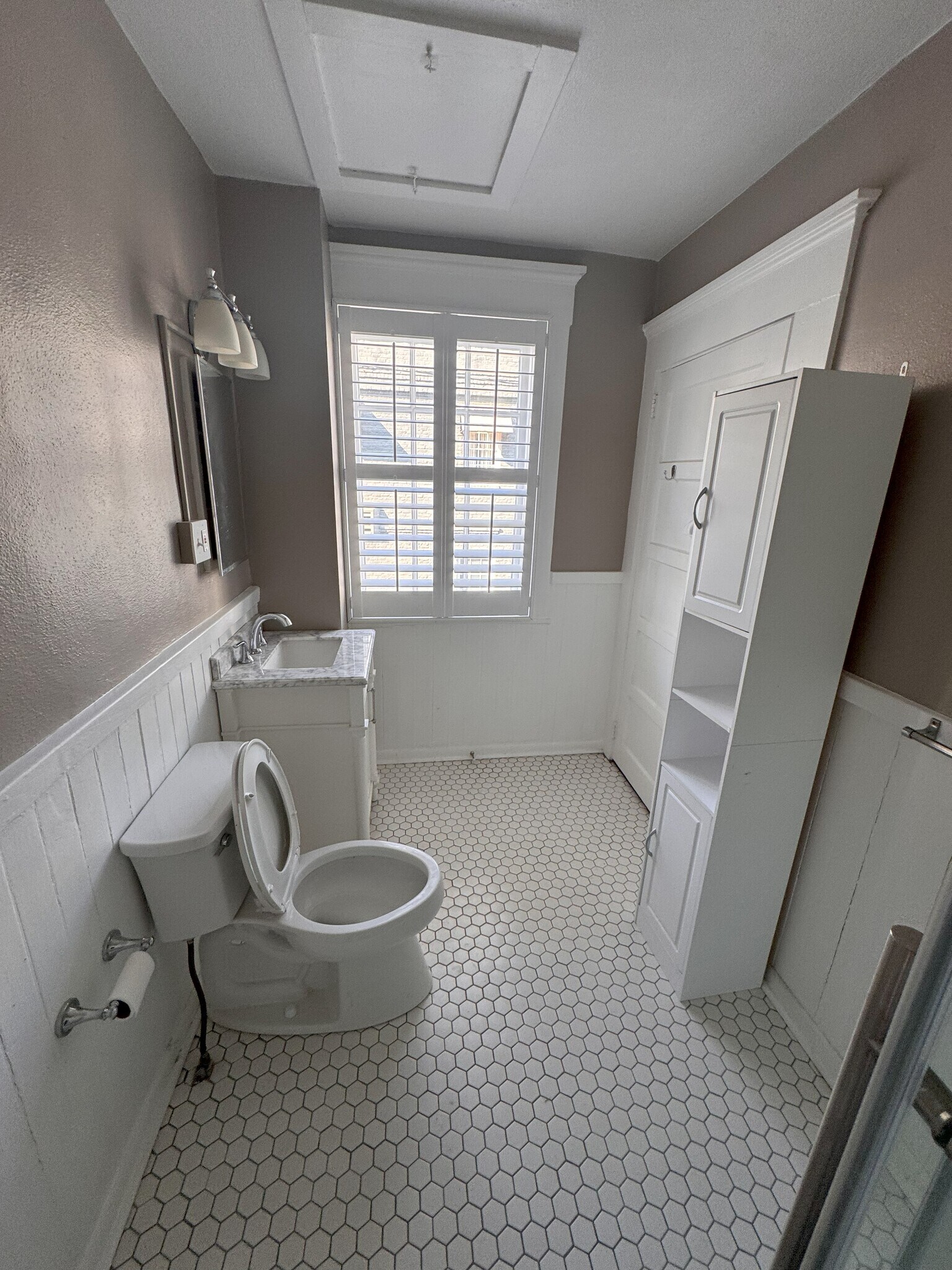 Recently renovated bathroom - 20 Houston St