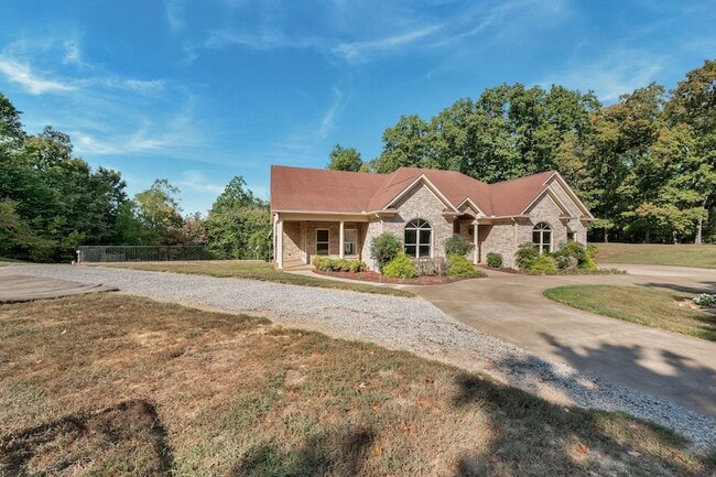 Building Photo - 1079 Ridgecrest Dr