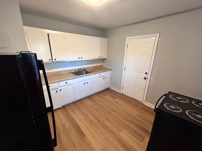 Building Photo - Newly Renovated Home on a Corner Lot