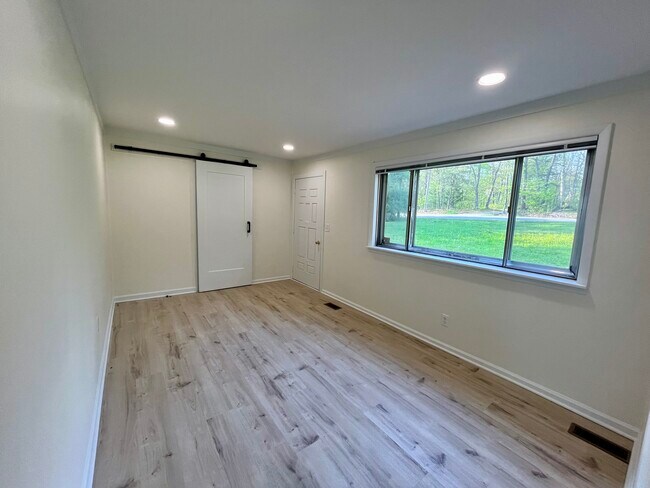 Building Photo - 2402 Corral Rd