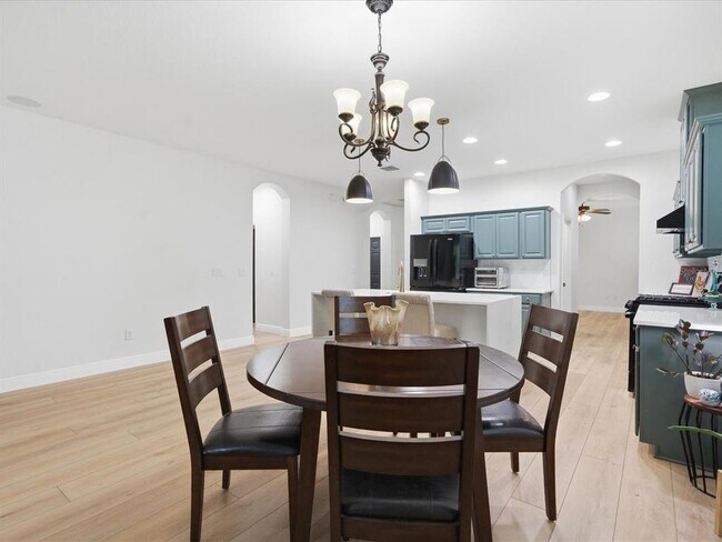 Building Photo - 17735 Bright Wheat Dr