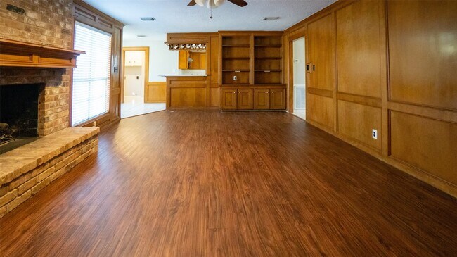 Building Photo - 5507 Slashwood Ln