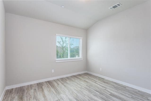 Building Photo - 1328 Creekbank Dr