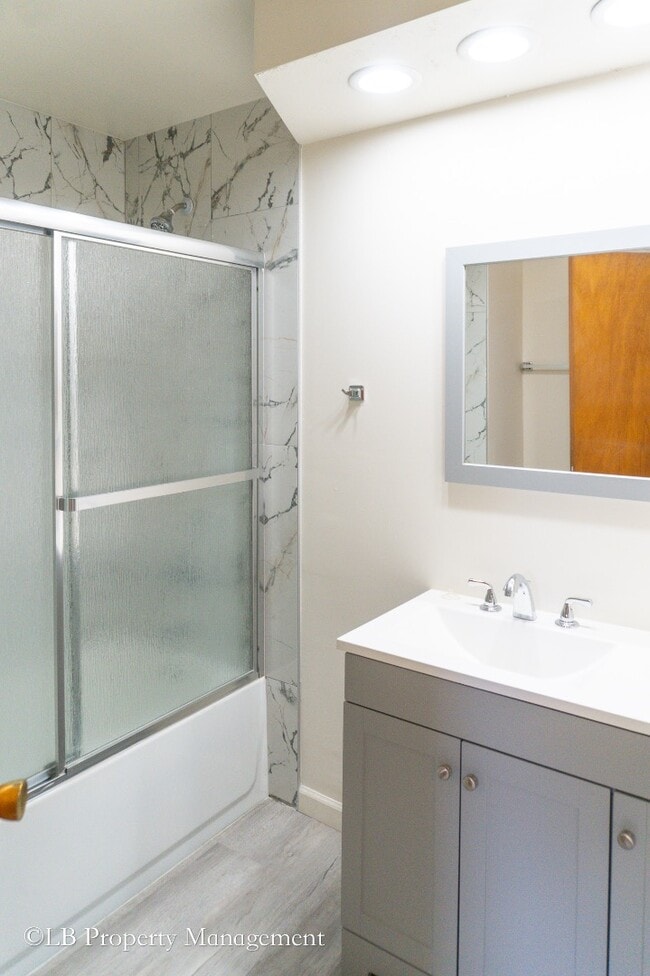 Building Photo - 1303 Lipan Dr