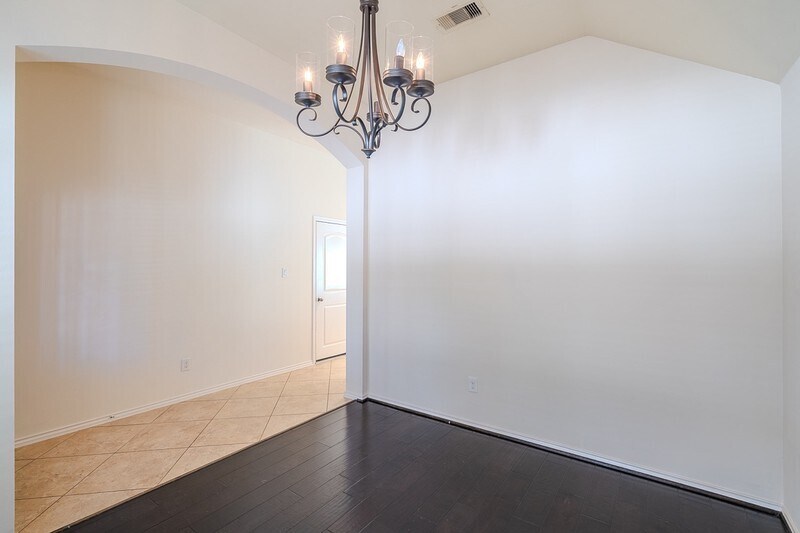 Building Photo - 2943 Fair Chase Dr